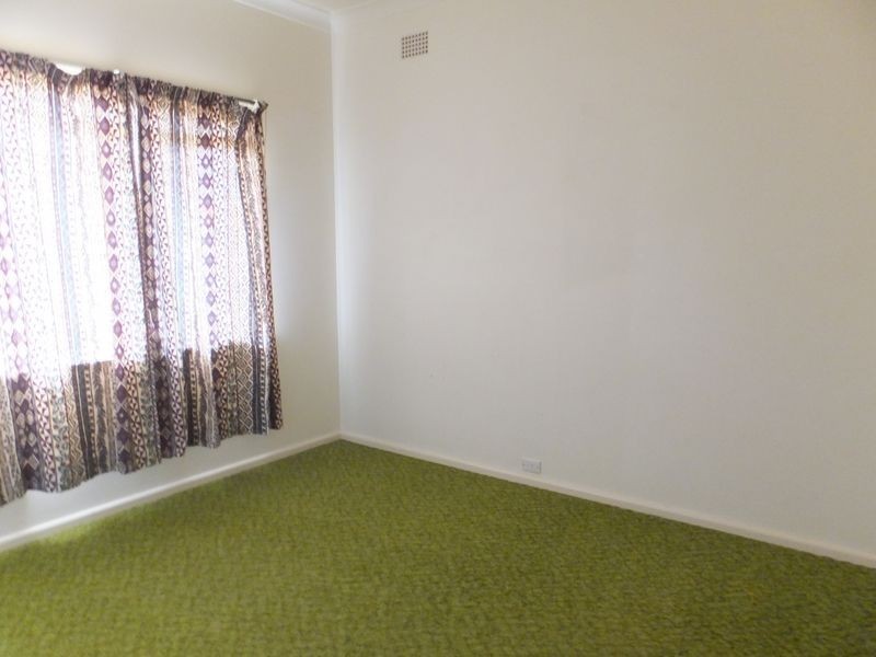 25 Elm Street, Tamworth NSW 2340