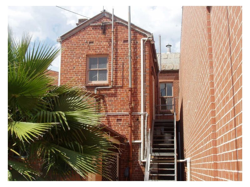 301 Peel Street, Tamworth NSW 2340