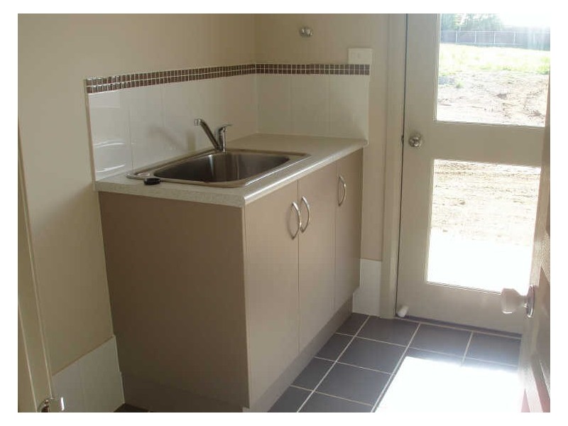 61 Grant Street, Tamworth NSW 2340