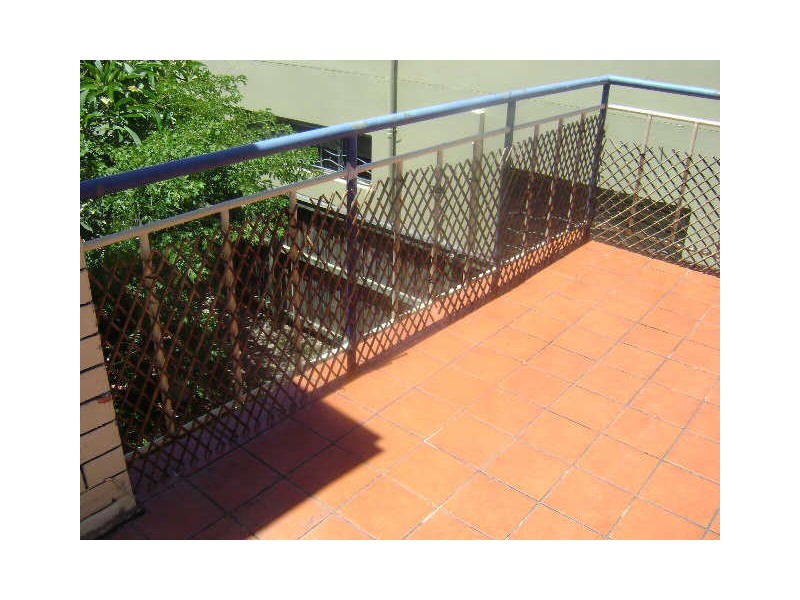 7/107 Stanhill Drive, Surfers Paradise QLD 4217