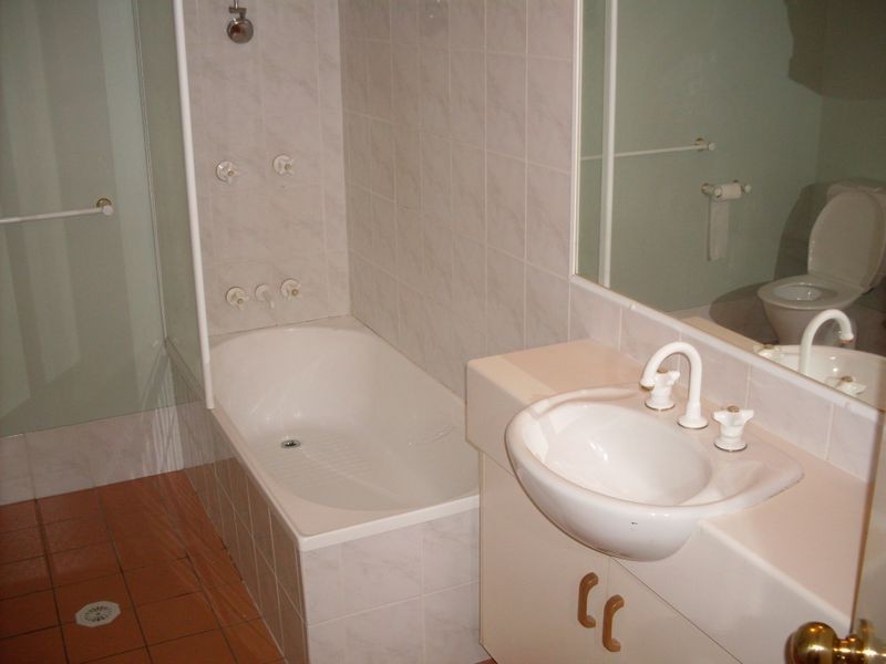 1/37 Meron Street, Southport QLD 4215