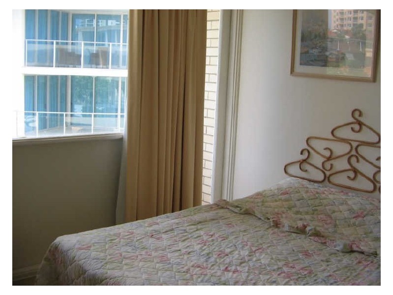 22/136 Old Burleigh Road, Surfers Paradise QLD 4217