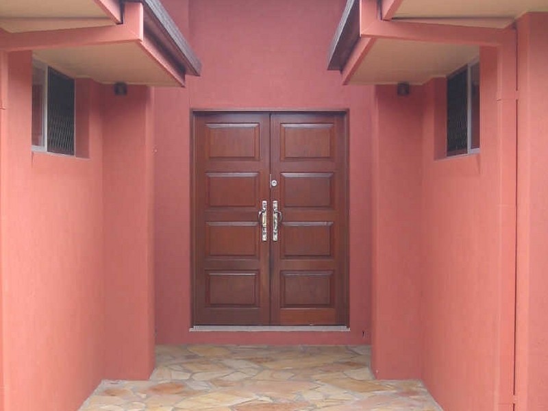 12 Beverley Crescent, Broadbeach Waters QLD 4218