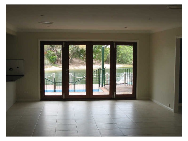 12 Beverley Crescent, Broadbeach Waters QLD 4218