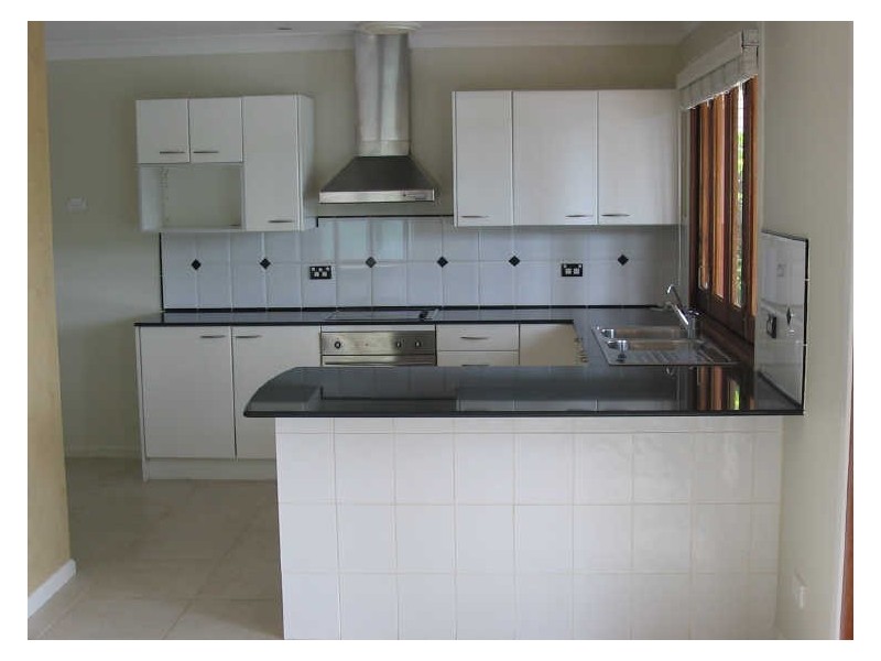 12 Beverley Crescent, Broadbeach Waters QLD 4218