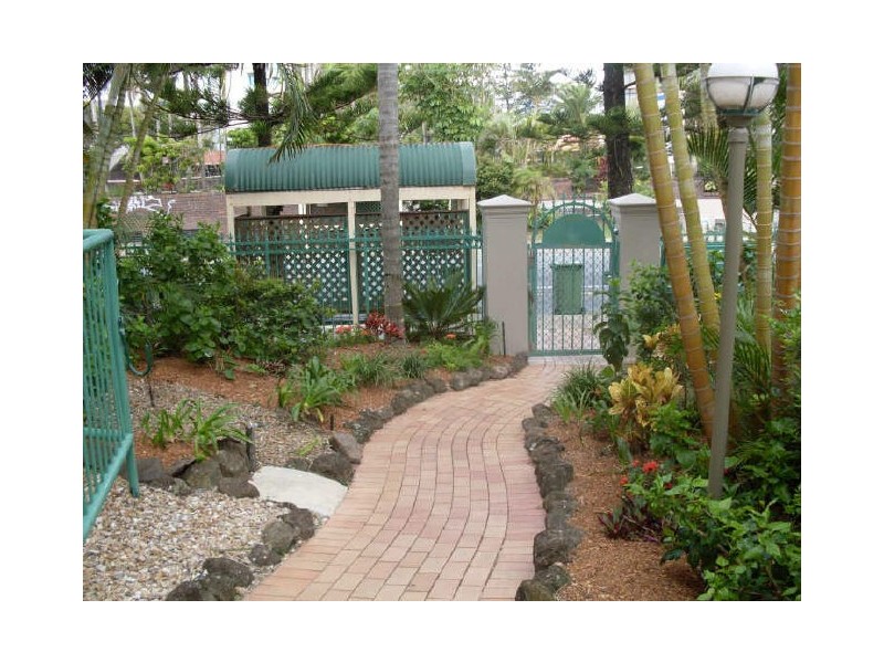 1/5 Old Burleigh Road, Surfers Paradise QLD 4217