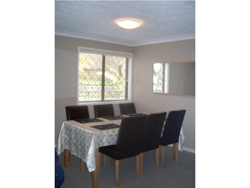 1/5 Old Burleigh Road, Surfers Paradise QLD 4217