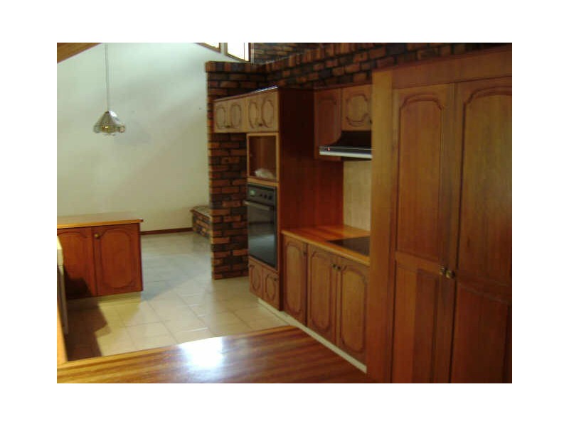 74 Hillview Pde, Ashmore QLD 4214