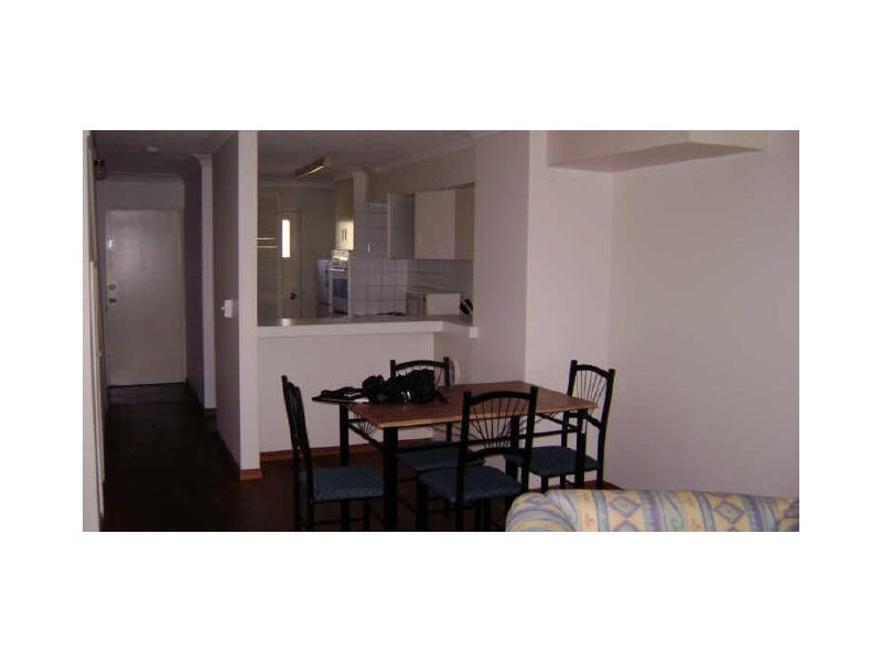 15/34 Remembrance Dve, Surfers Paradise QLD 4217