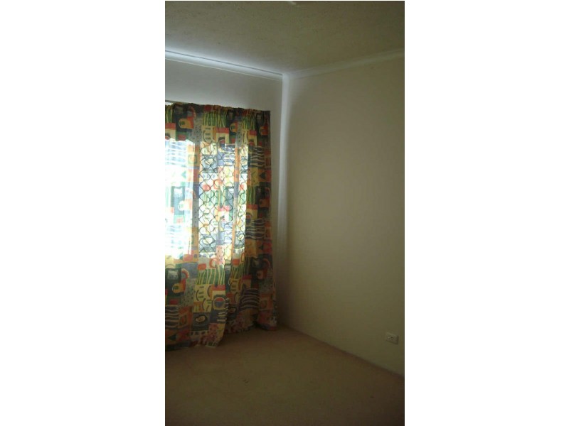 2/13 Stanhill Drive, Chevron Island QLD 4217