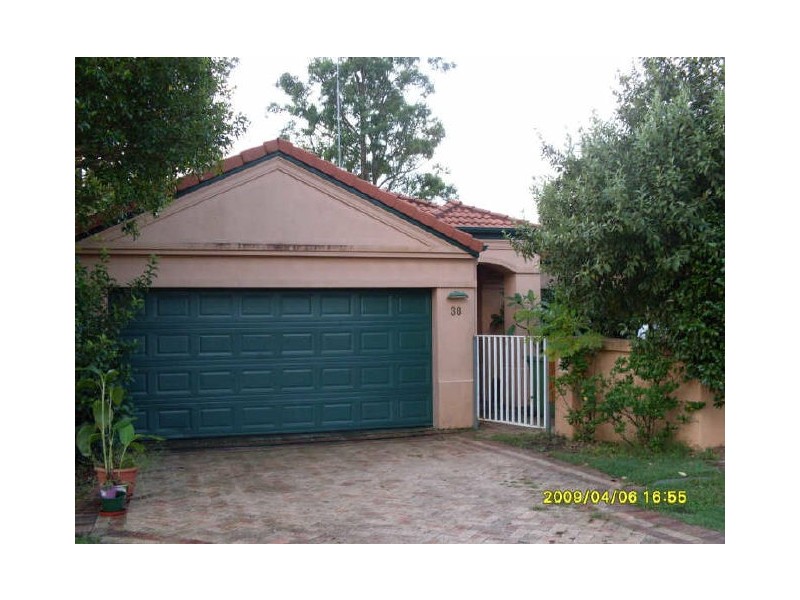 38 Abby Cres, Ashmore QLD 4214