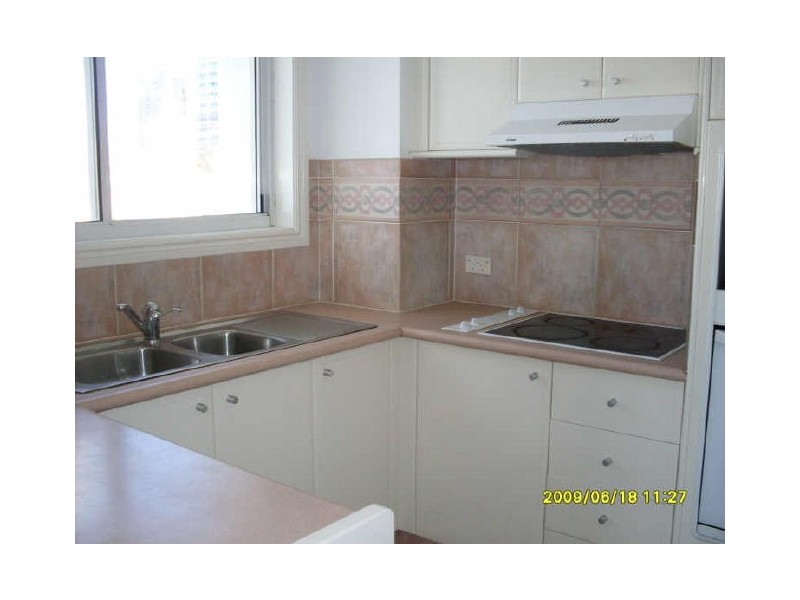 21/6 ‘Elkhorn Tower’ View Ave, Surfers Paradise QLD 4217