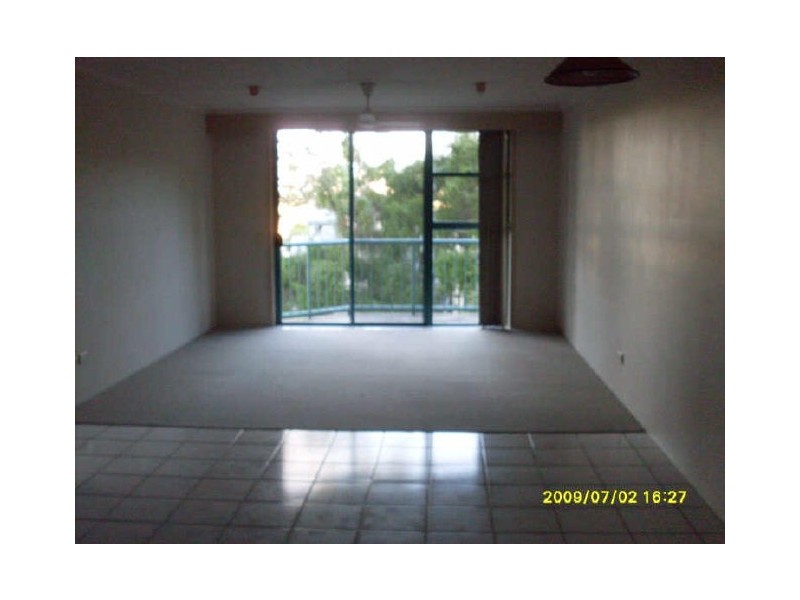 9/124 Queen Street, Southport QLD 4215