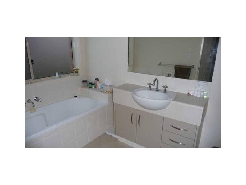 6 Ava Crt, Upper Coomera QLD 4209