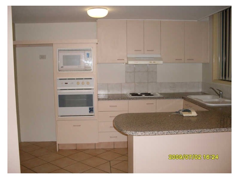 10/124 Queen St, Southport QLD 4215