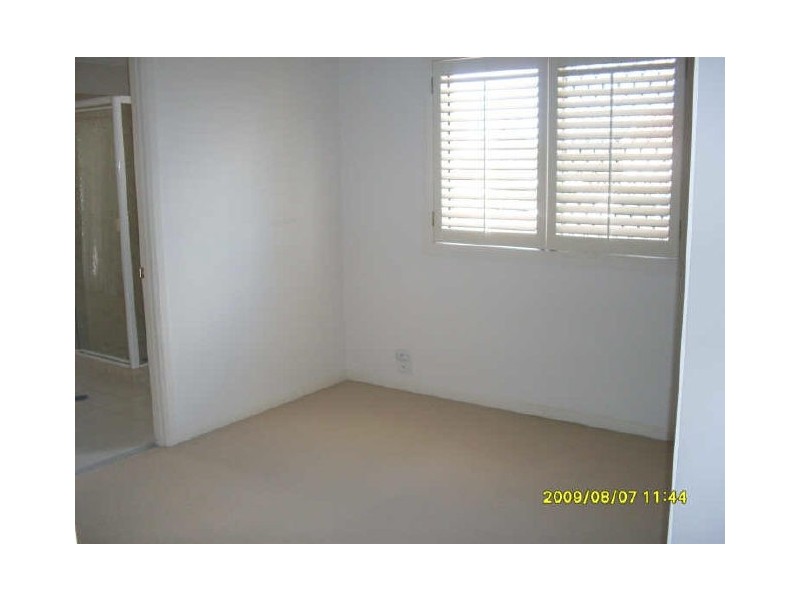 21A Paradise Island, Surfers Paradise QLD 4217