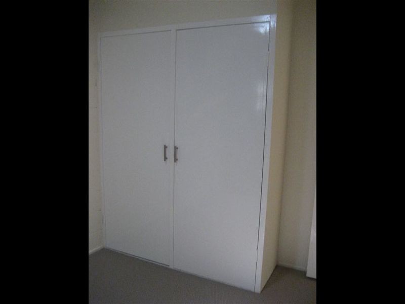 2/9 Cronin Avenue, Main Beach QLD 4217