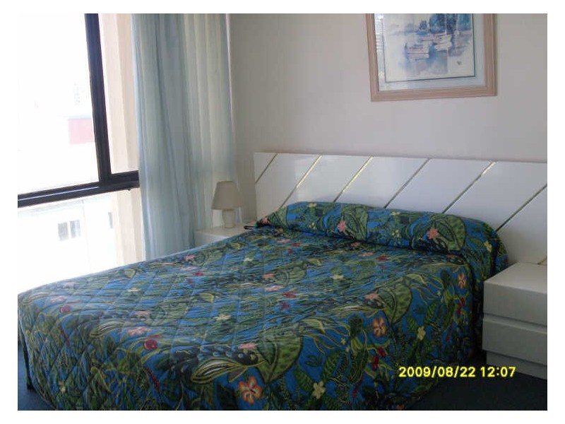 30 Laycock Street, Surfers Paradise QLD 4217