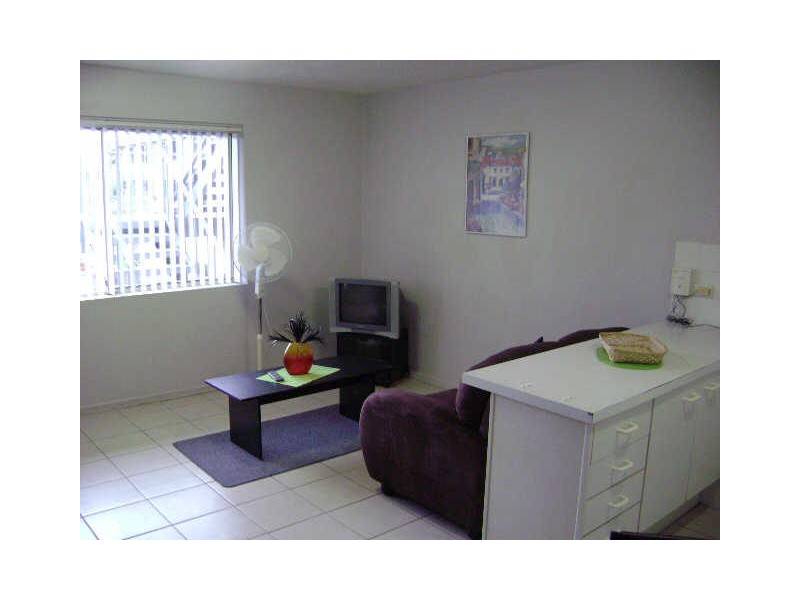 3/22 Leonard Avenue, Surfers Paradise QLD 4217