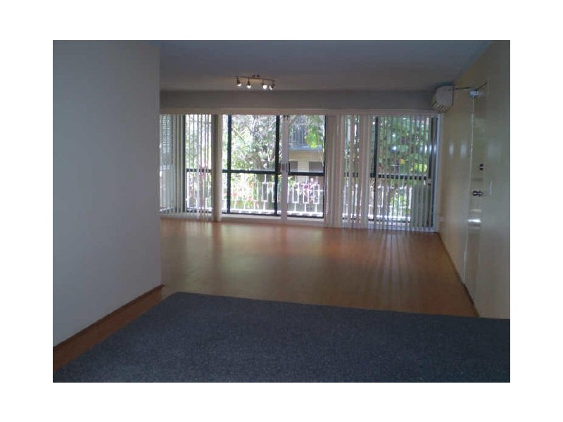 1/11 Lather Street, Southport QLD 4215