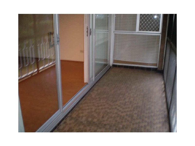 1/11 Lather Street, Southport QLD 4215