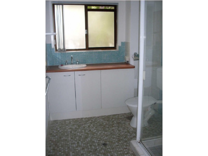 6/9 Cronin Ave, Main Beach QLD 4217