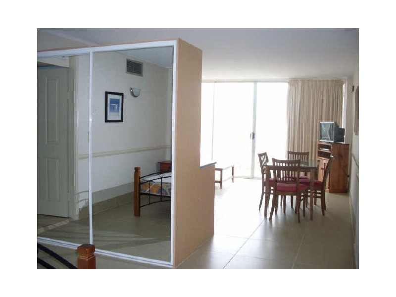 305/52 The Esplanade, Surfers Paradise QLD 4217