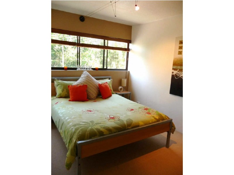 5/32 Rudd St, Broadbeach Waters QLD 4218