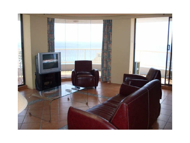 21B/30 Laycock St, Surfers Paradise QLD 4217