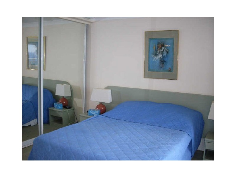 21B/30 Laycock St, Surfers Paradise QLD 4217