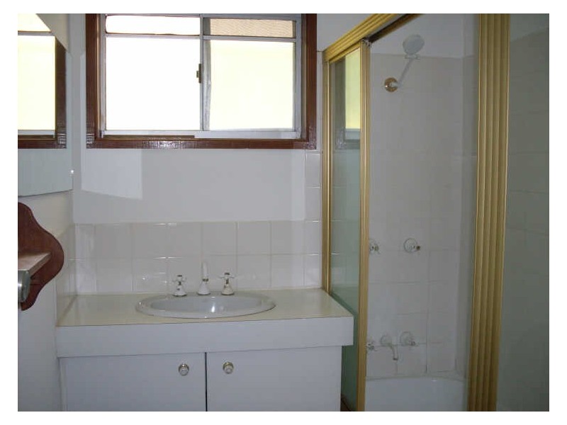 116 Kindra Ave, Southport QLD 4215