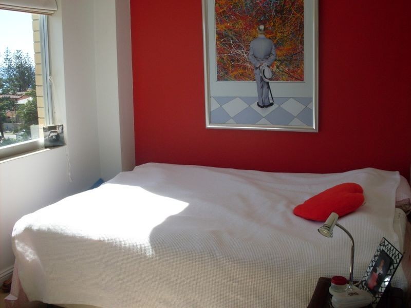 20/15 Pacific Street, Surfers Paradise QLD 4217