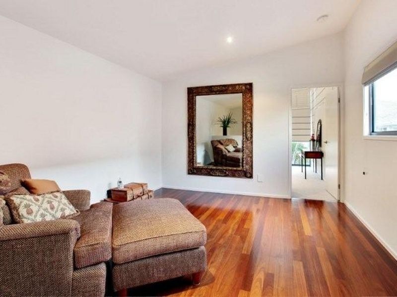 28B Armrick Street, Broadbeach QLD 4218