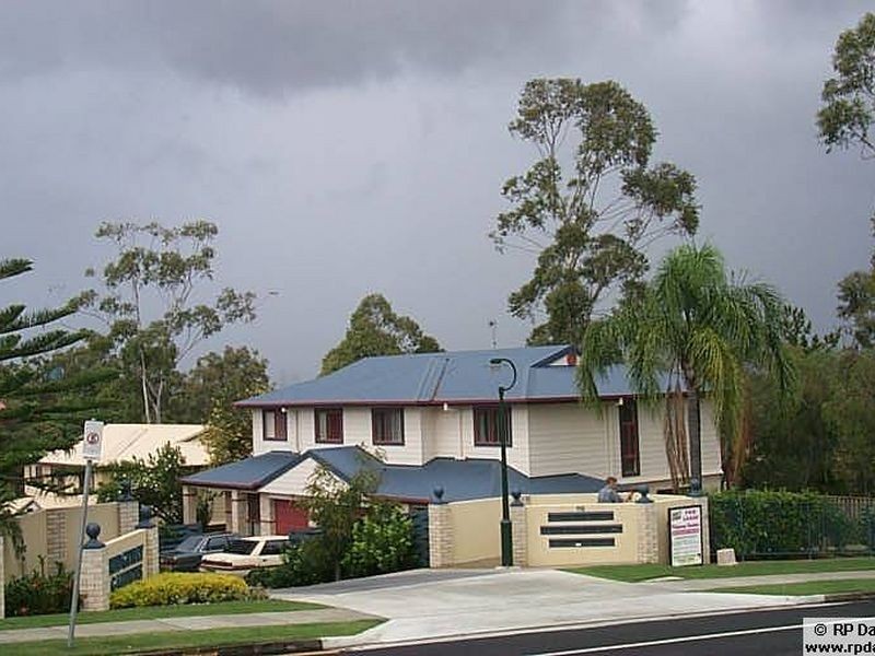 10/118 Ridgeway Avenue, Southport QLD 4215