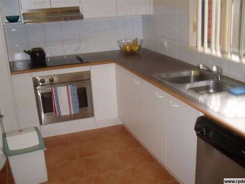 10/118 Ridgeway Avenue, Southport QLD 4215