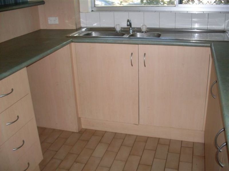 2/17 Laycock Street, Surfers Paradise QLD 4217