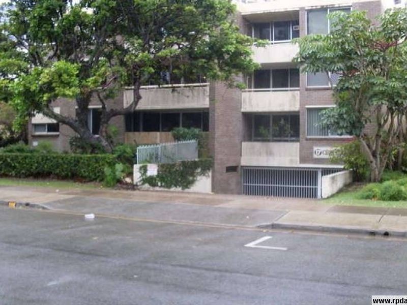 2/17 Laycock Street, Surfers Paradise QLD 4217