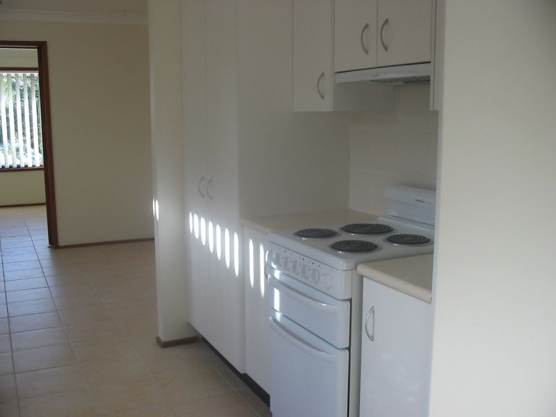 12 River Crescent, Broadbeach Waters QLD 4218