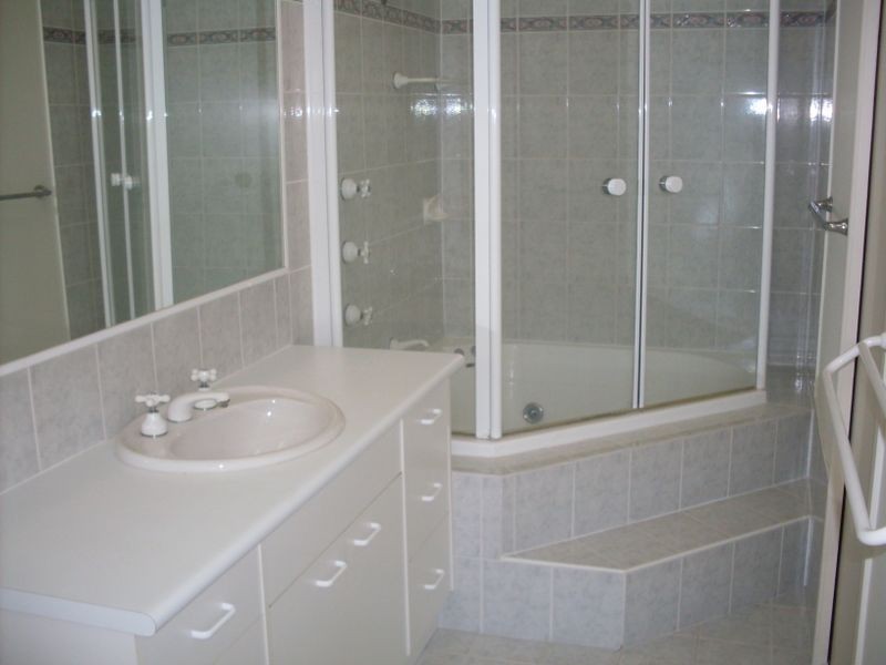 24 Platypus Avenue, Sorrento QLD 4217