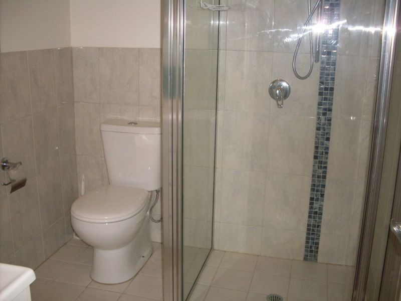 61 Dunkeith Avenue, Benowa QLD 4217