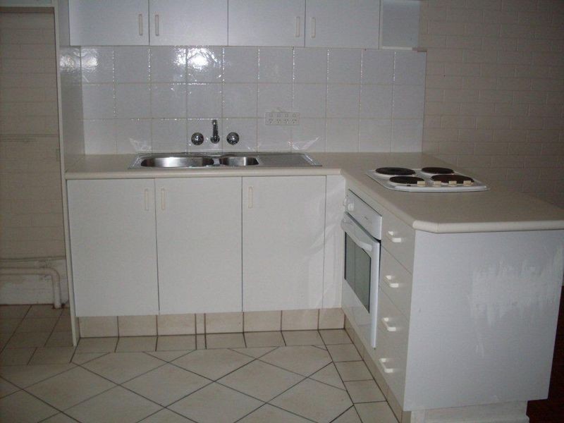 1/15 Cronin Avenue, Main Beach QLD 4217