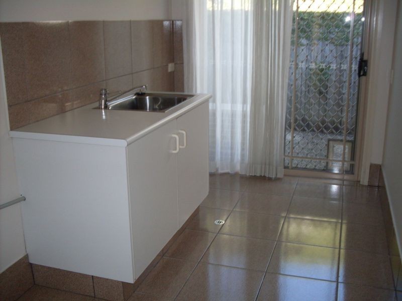 10 Tristan Court, Benowa QLD 4217