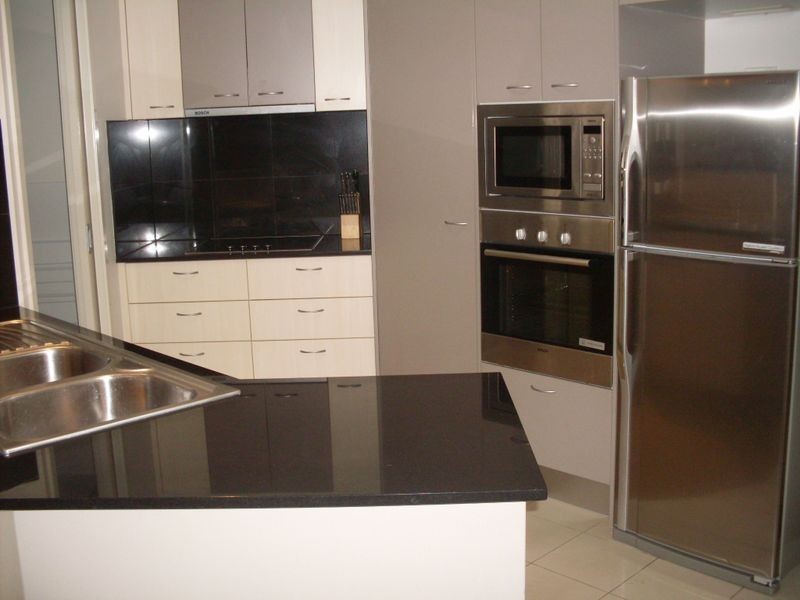 334/21 Cypress Avenue, Surfers Paradise QLD 4217