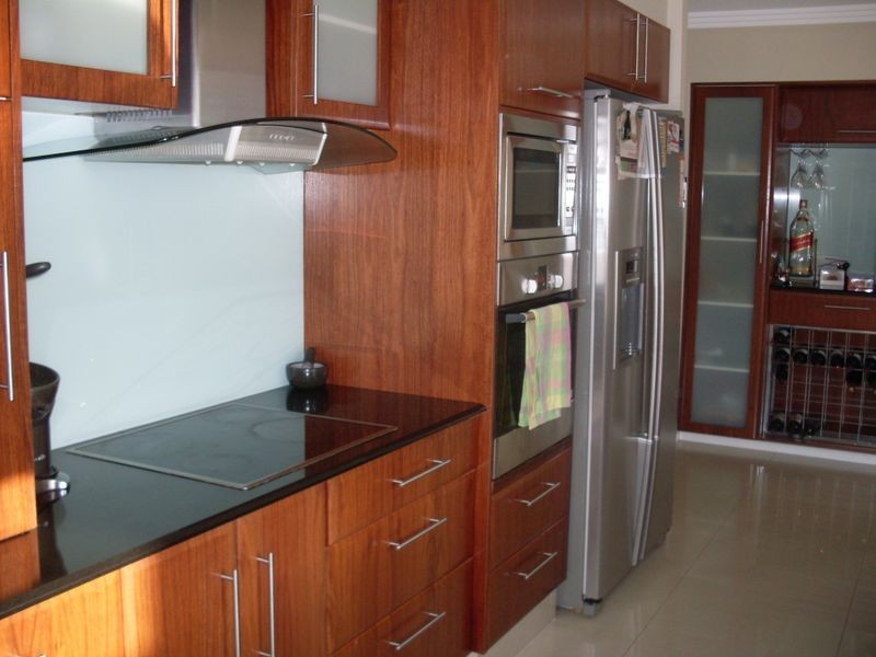 10 St Pauls Place, Surfers Paradise QLD 4217