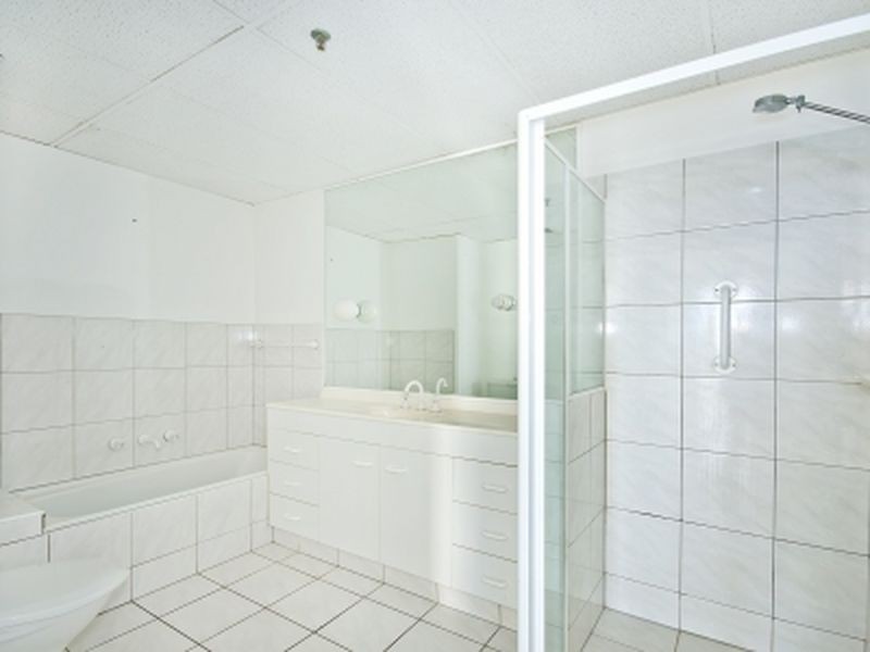 2104/3422 Surfers Paradise Boulevard, Surfers Paradise QLD 4217