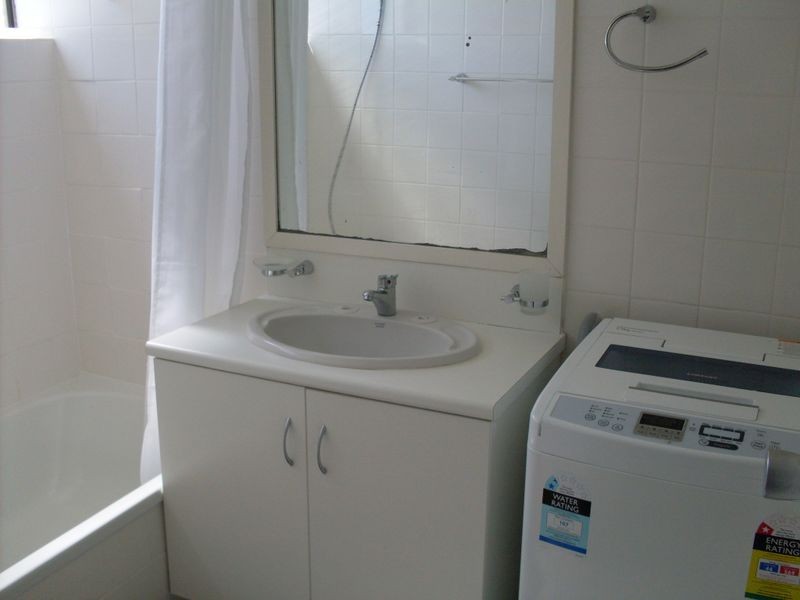 26 Palm Avenue, Surfers Paradise QLD 4217