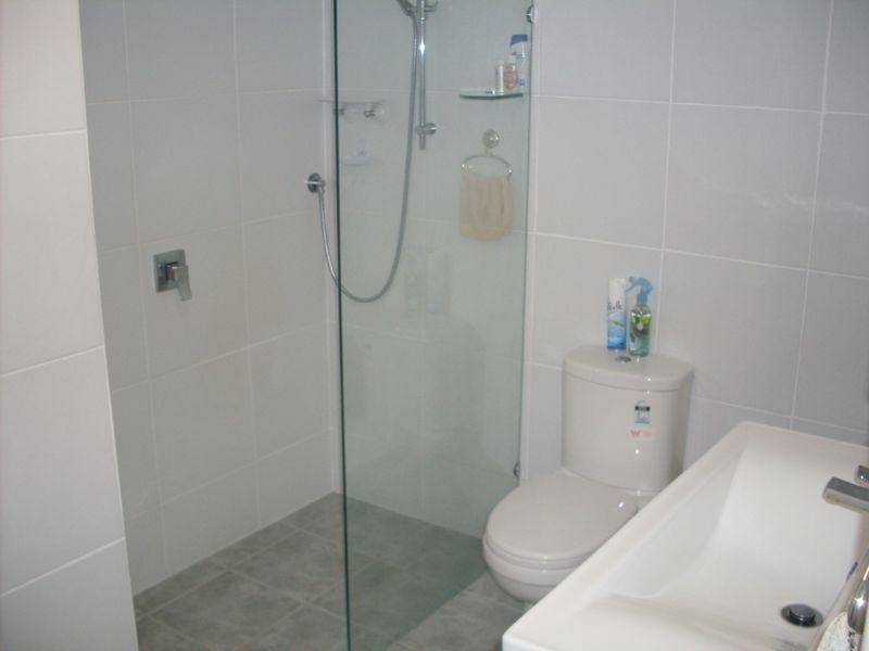 18 Hanlan Street, Surfers Paradise QLD 4217