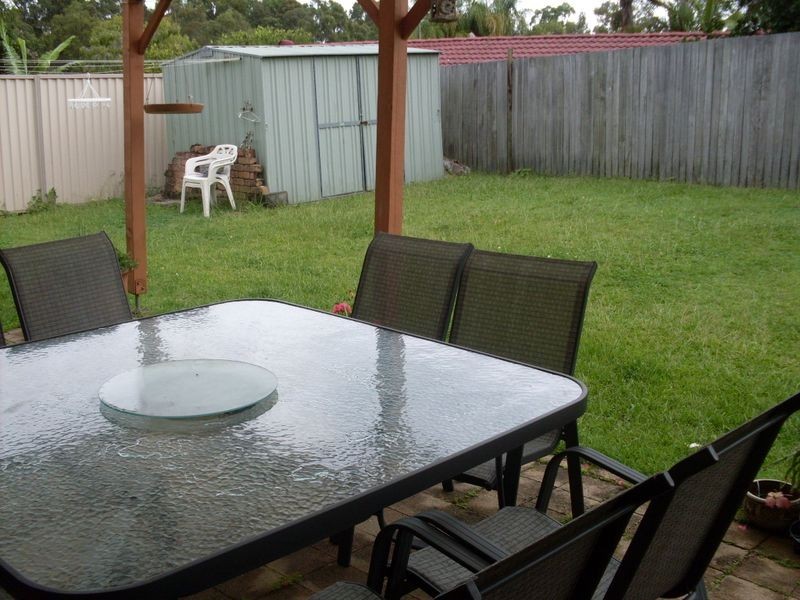 9 Henry Cotton Drive, Parkwood QLD 4214