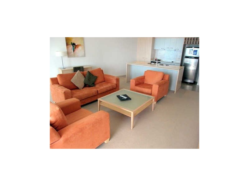 1006/2893 Gold Coast Highway & Fern Street, Surfers Paradise QLD 4217