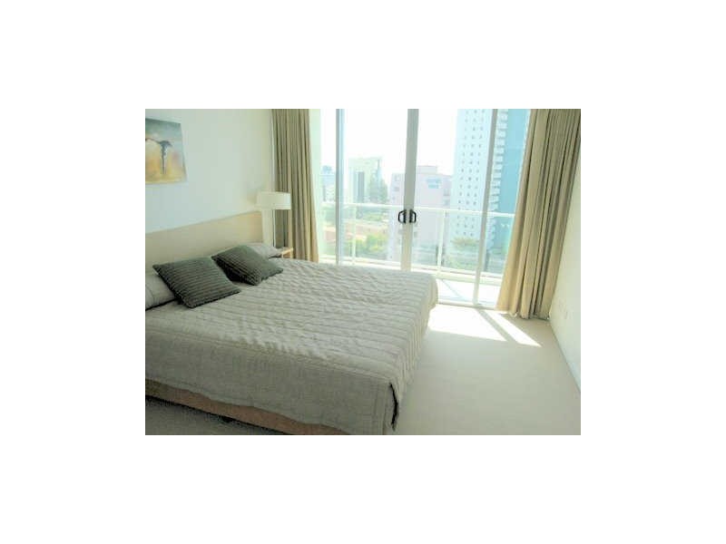 1006/2893 Gold Coast Highway & Fern Street, Surfers Paradise QLD 4217